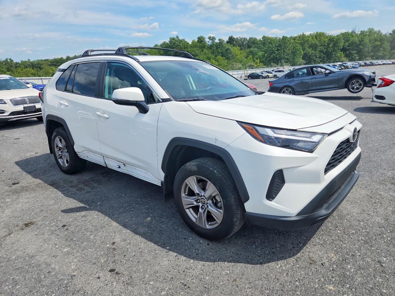 2023 TOYOTA RAV4 XLE — снимка 4