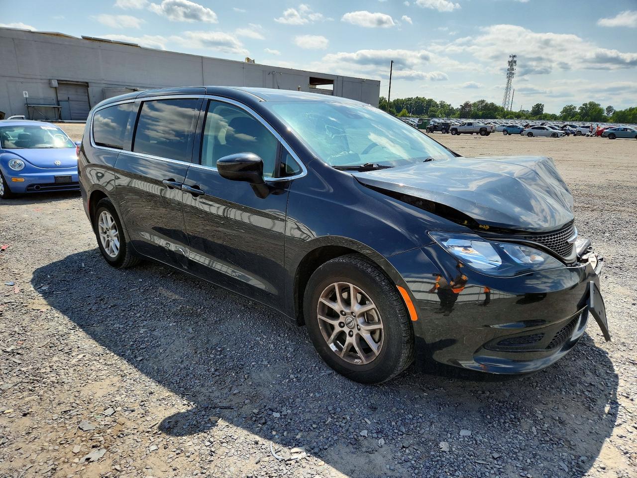 2023 CHRYSLER VOYAGER LX — снимка 4