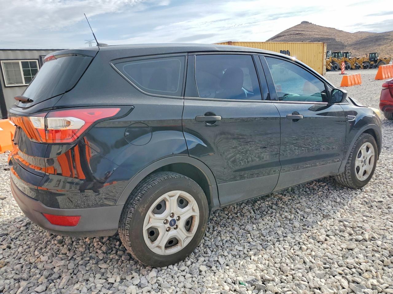 2017 FORD ESCAPE S — снимка 3