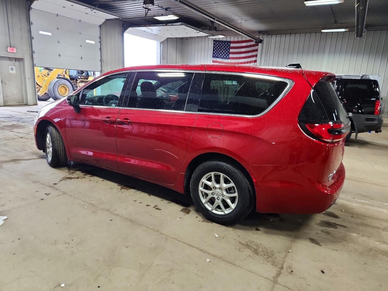 2026 CHRYSLER PACIFICA SELECT — снимка 2