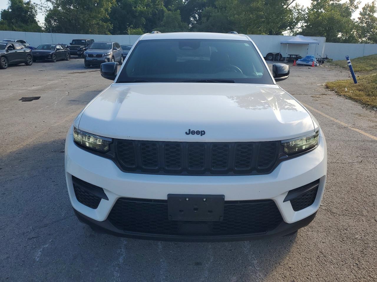 2023 JEEP GRAND CHEROKEE LAREDO — снимка 5
