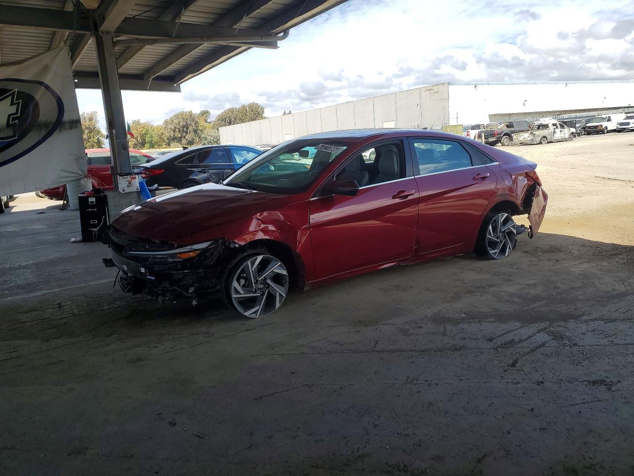 2025 HYUNDAI ELANTRA LIMITED