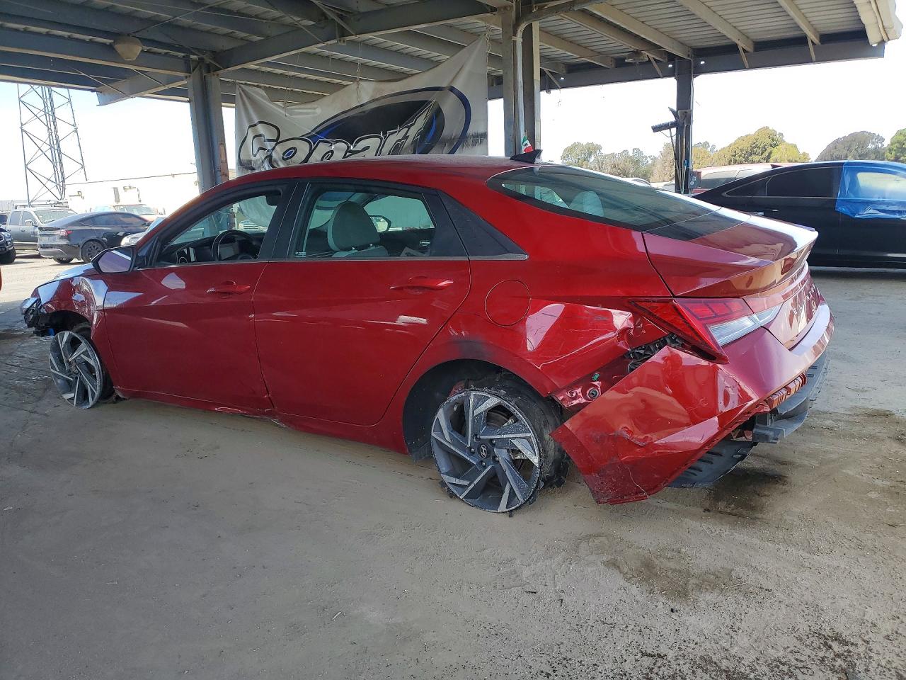 2025 HYUNDAI ELANTRA LIMITED — снимка 2