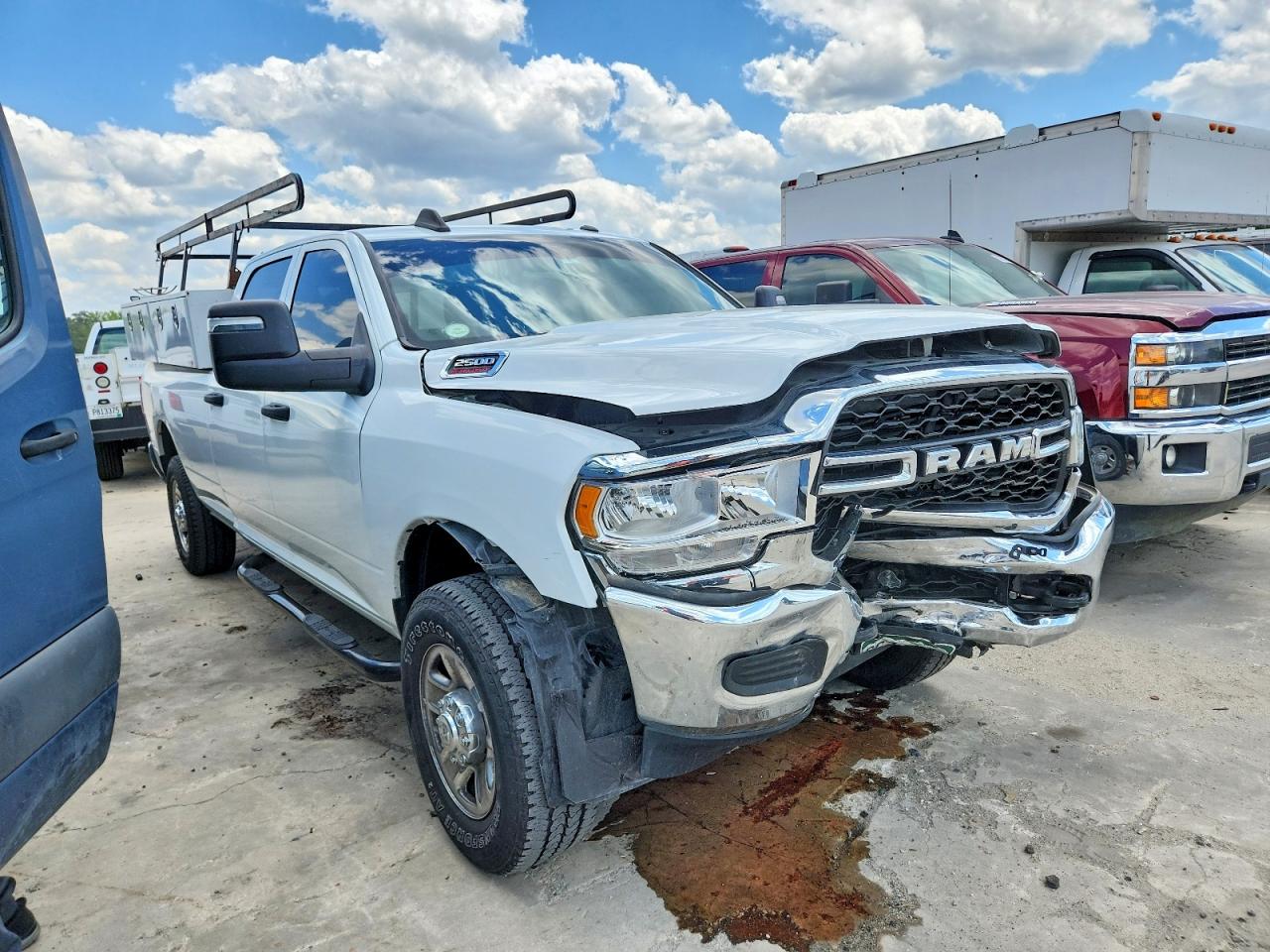 2023 RAM 2500 TRADESMAN