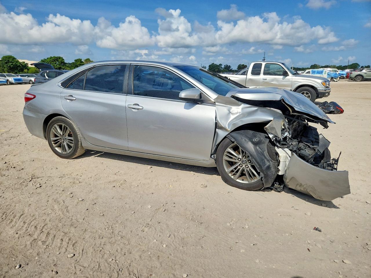 2016 TOYOTA CAMRY SE — снимка 4