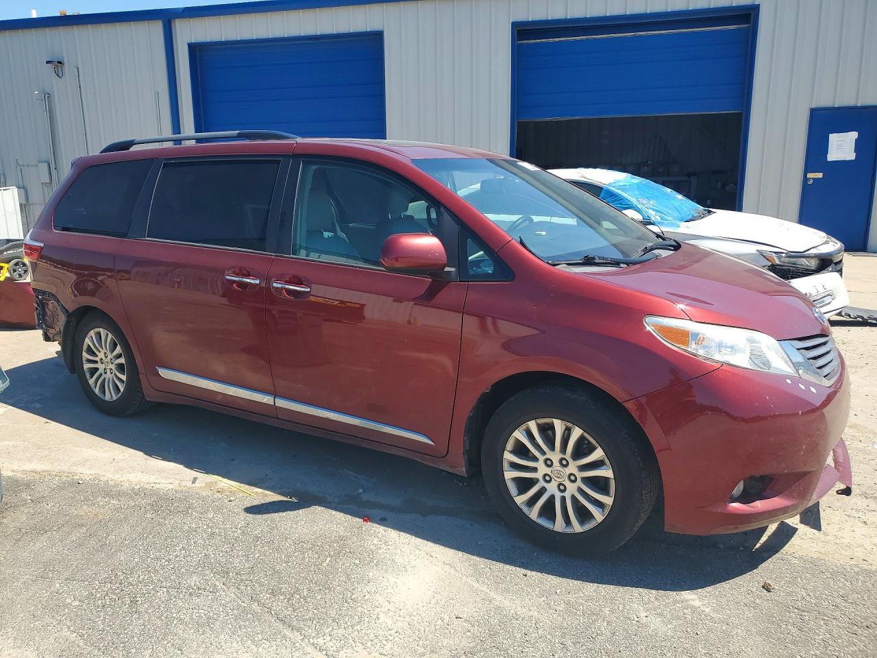 2016 TOYOTA SIENNA — снимка 4
