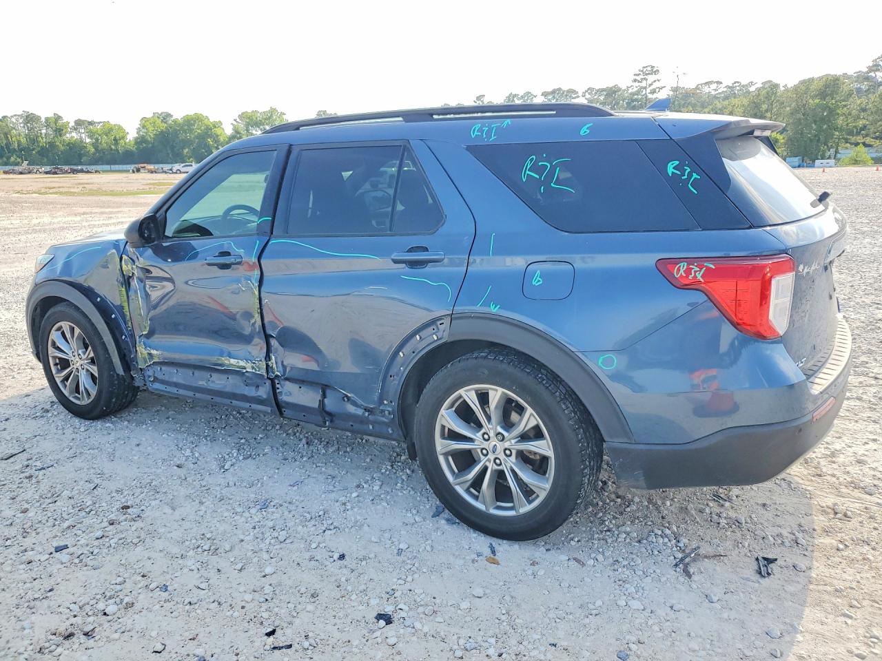 2020 FORD EXPLORER XLT — снимка 2