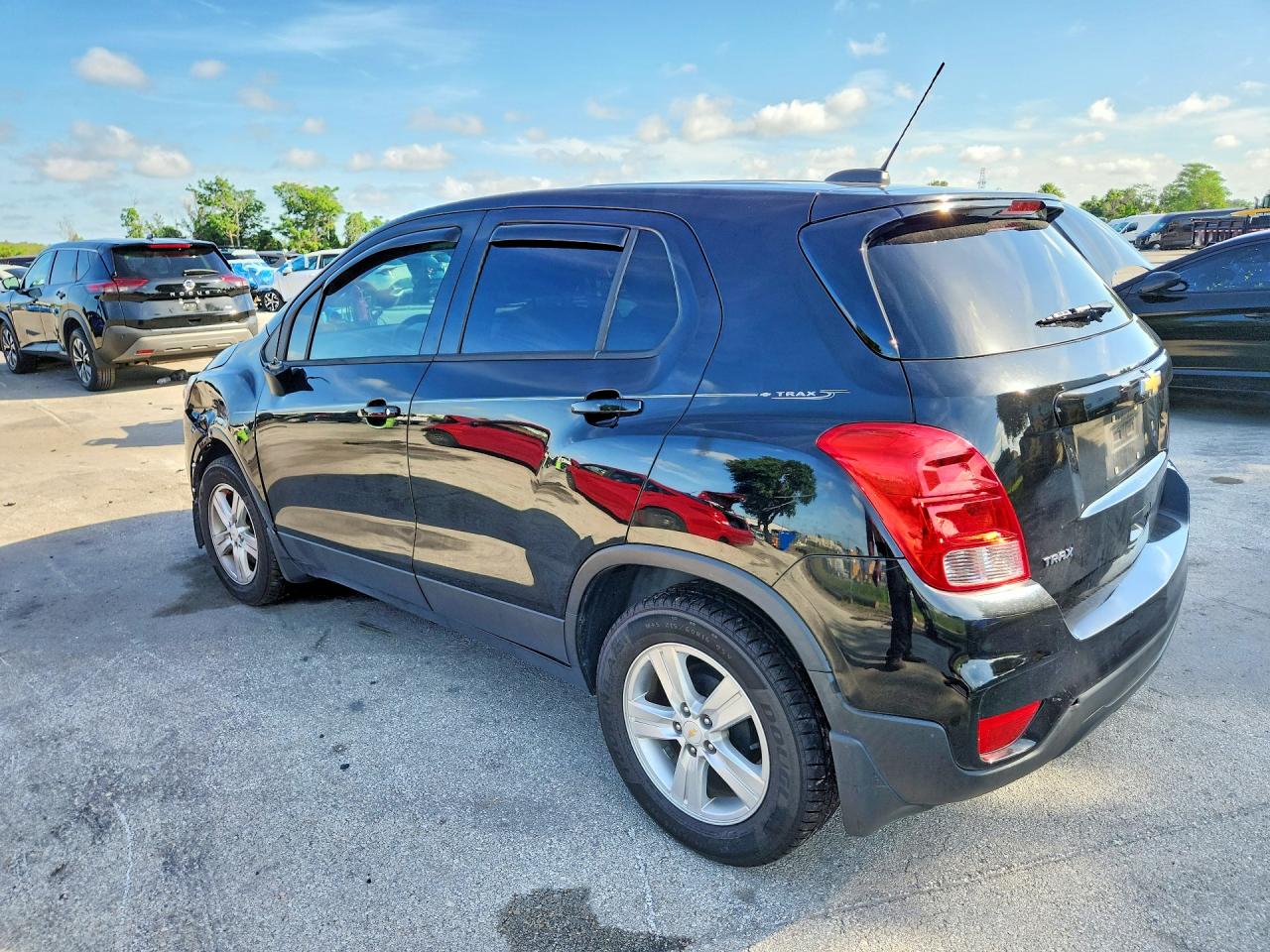 2020 CHEVROLET TRAX LS — снимка 2