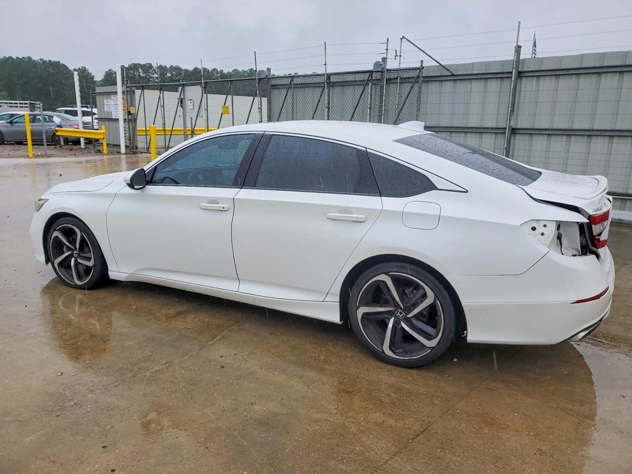 2020 HONDA ACCORD SPORT — снимка 2