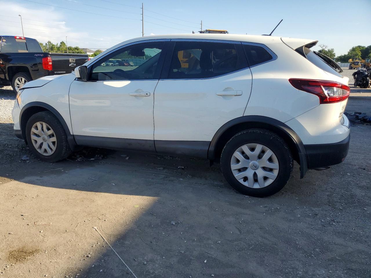 2020 NISSAN ROGUE SPORT S — снимка 2