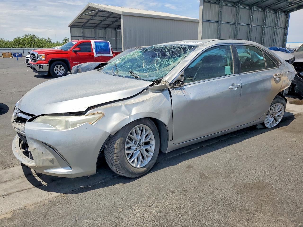 2016 TOYOTA CAMRY LE