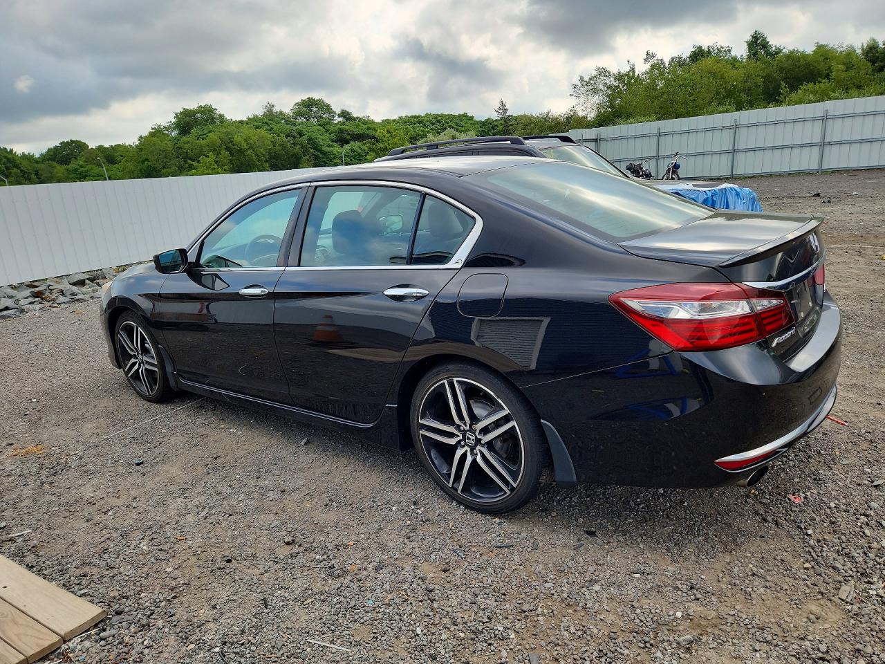 2017 HONDA ACCORD SPORT — снимка 2