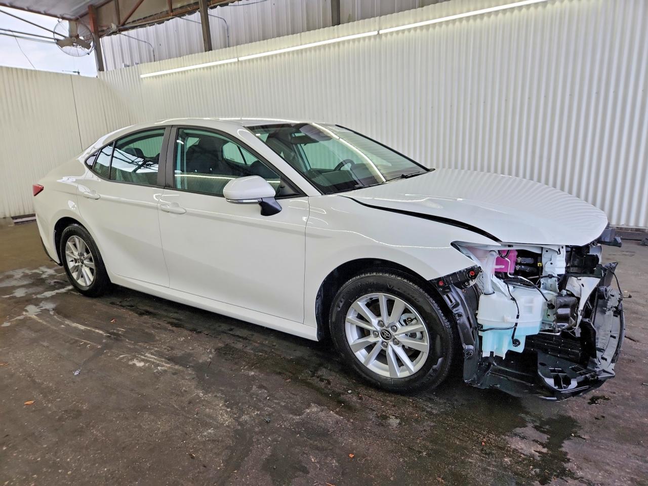 2026 TOYOTA CAMRY LE — снимка 4