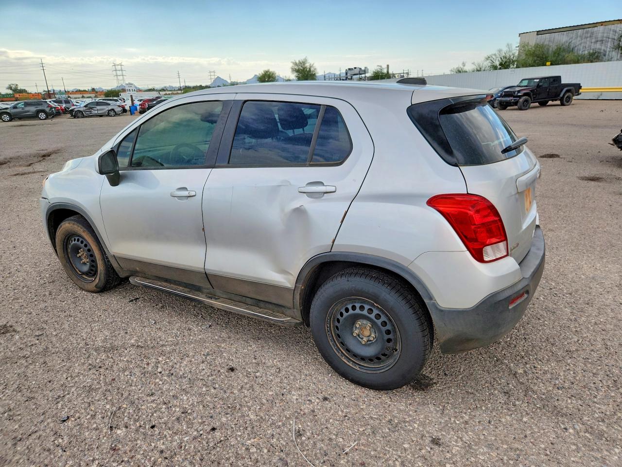 2015 CHEVROLET TRAX LS — снимка 2