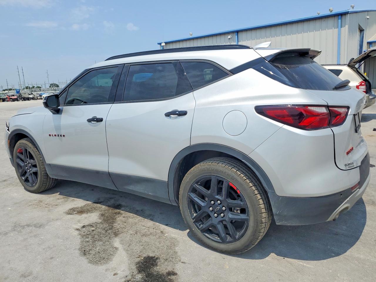 2021 CHEVROLET BLAZER 2LT — снимка 2