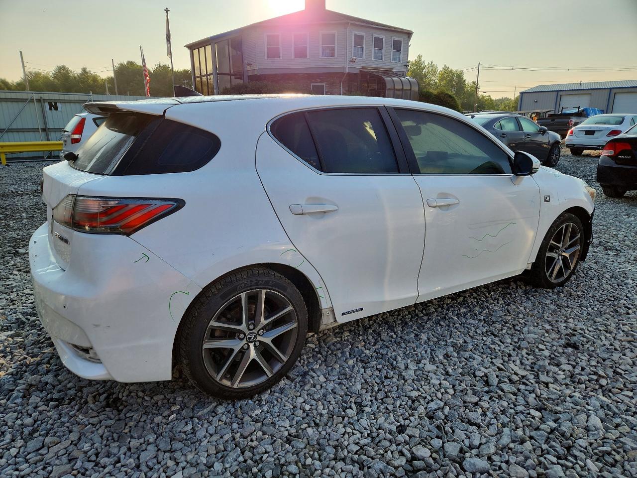 2015 LEXUS CT 200 — снимка 3