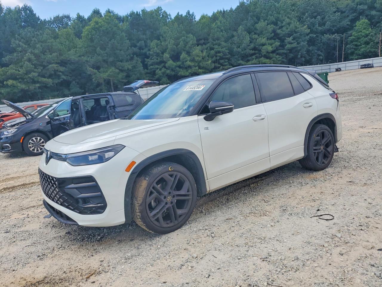 2026 VOLKSWAGEN TIGUAN SE R-LINE BLACK