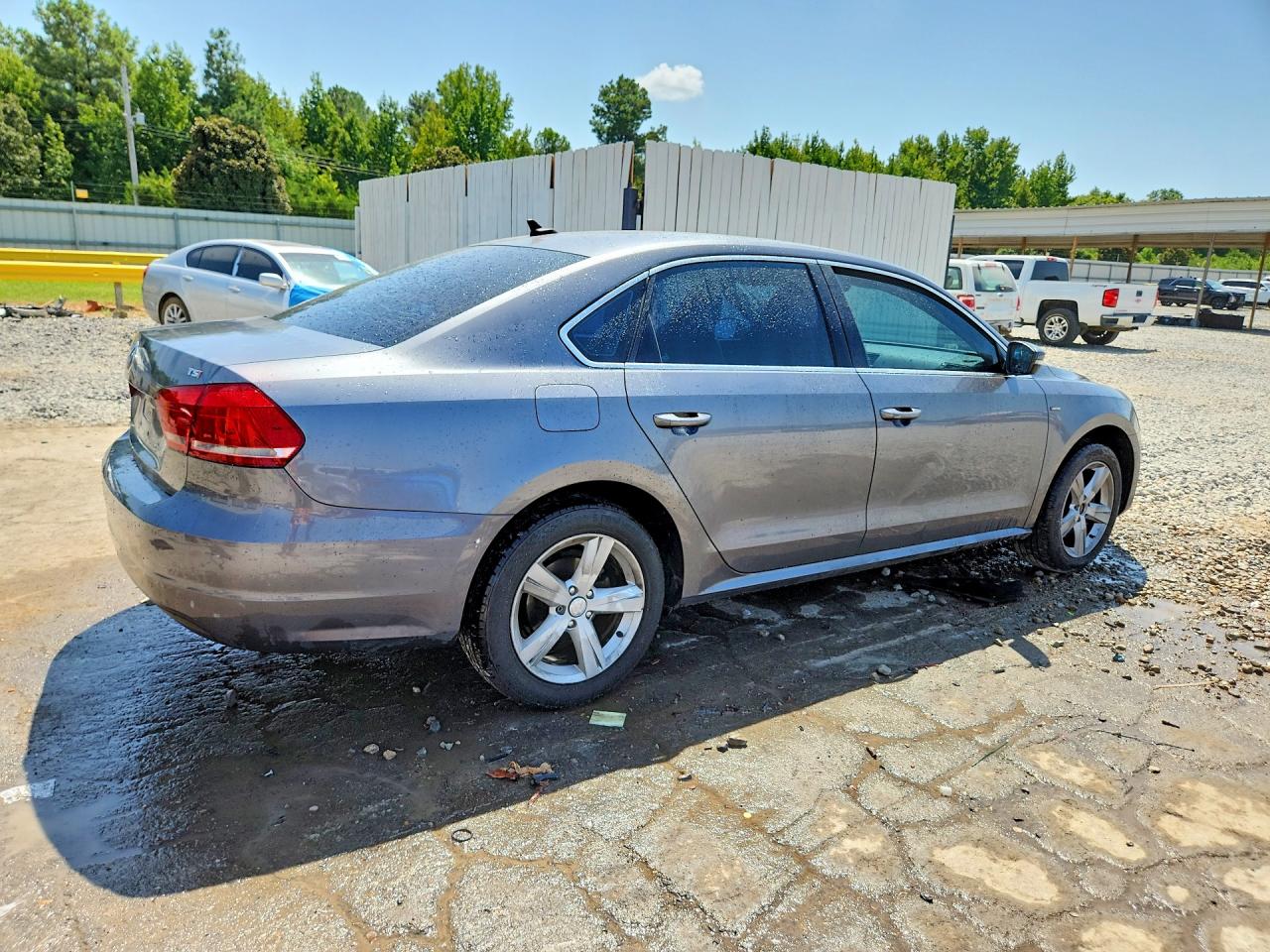 2015 VOLKSWAGEN PASSAT S — снимка 3