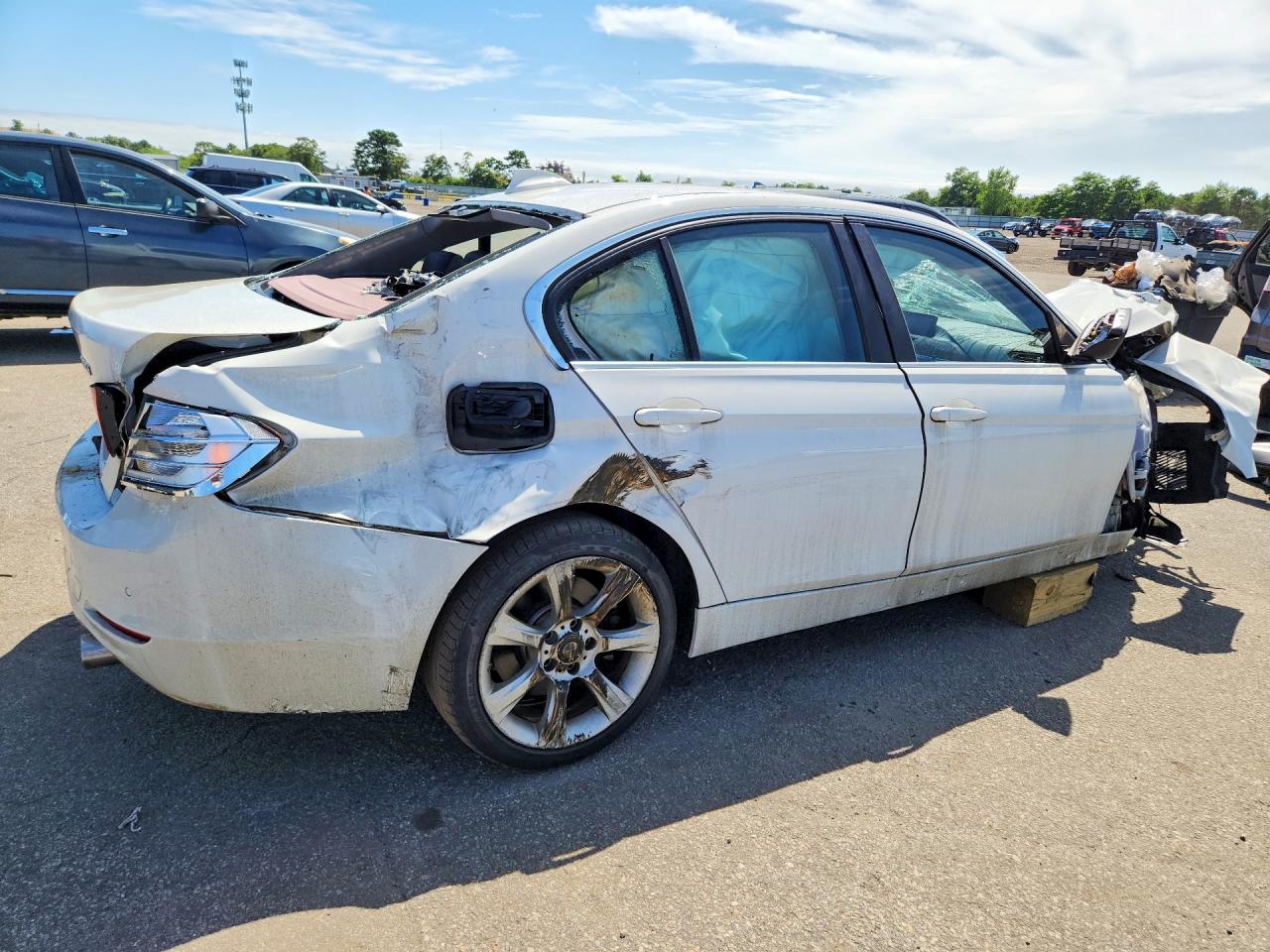 2015 BMW 335 XI — снимка 3