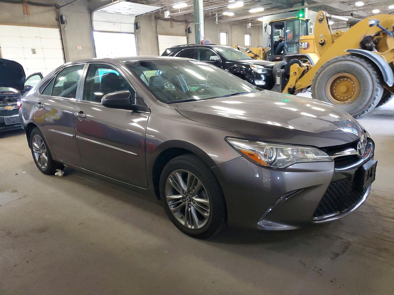 2017 TOYOTA CAMRY SE — снимка 4
