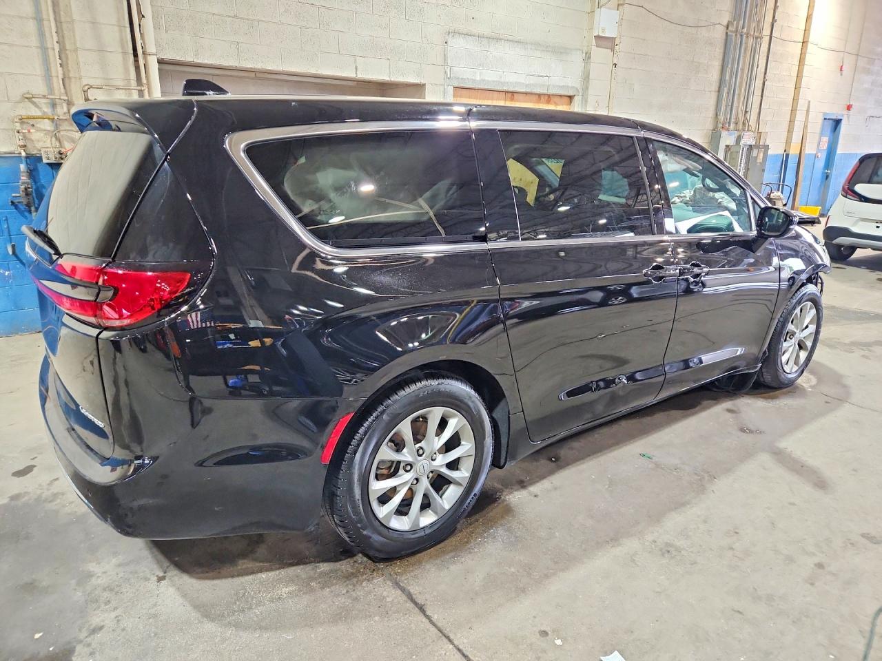 2026 CHRYSLER PACIFICA LIMITED — снимка 3