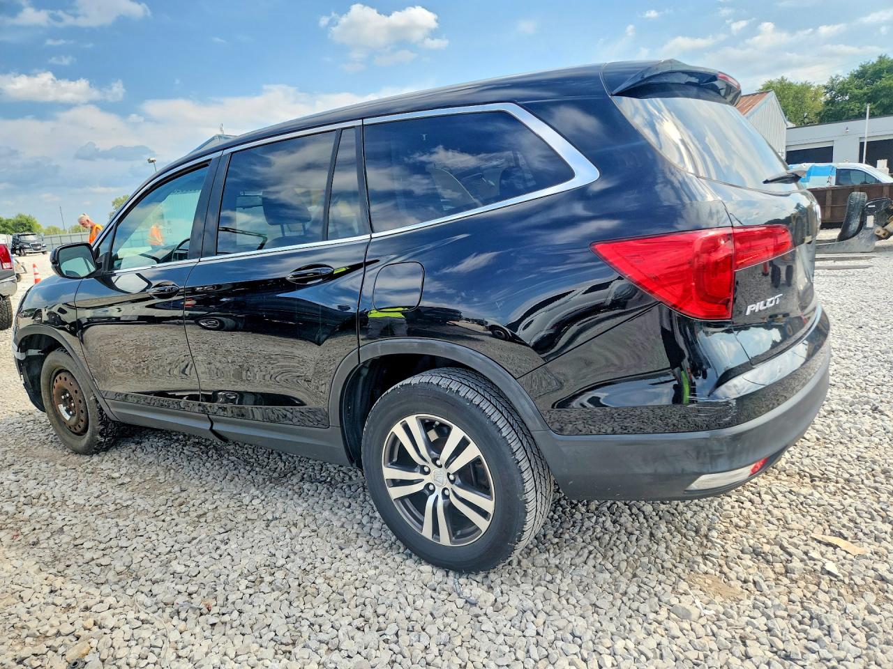 2016 HONDA PILOT EXL — снимка 2