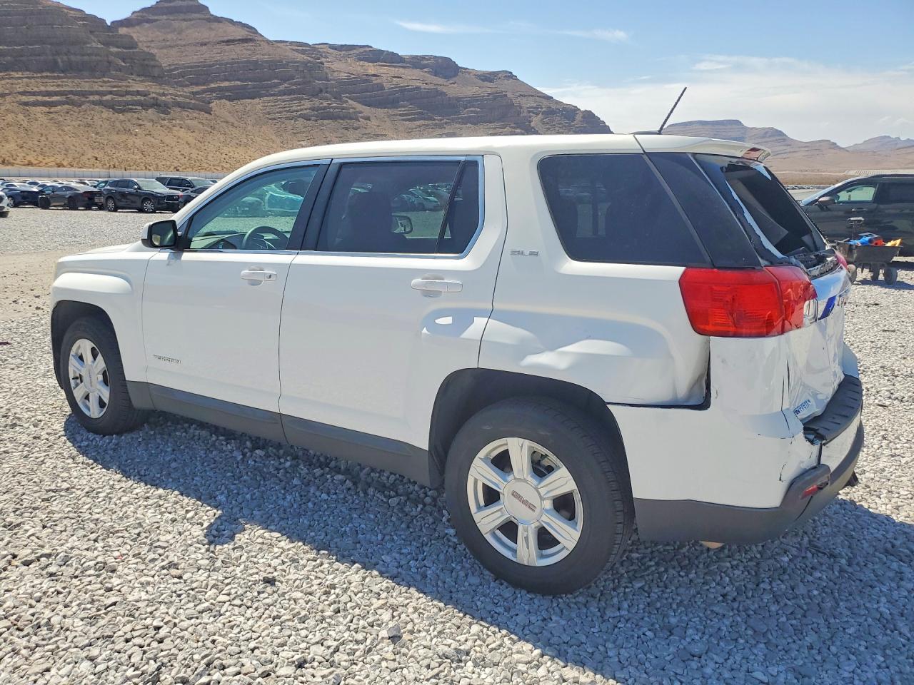 2015 GMC TERRAIN SLE — снимка 2