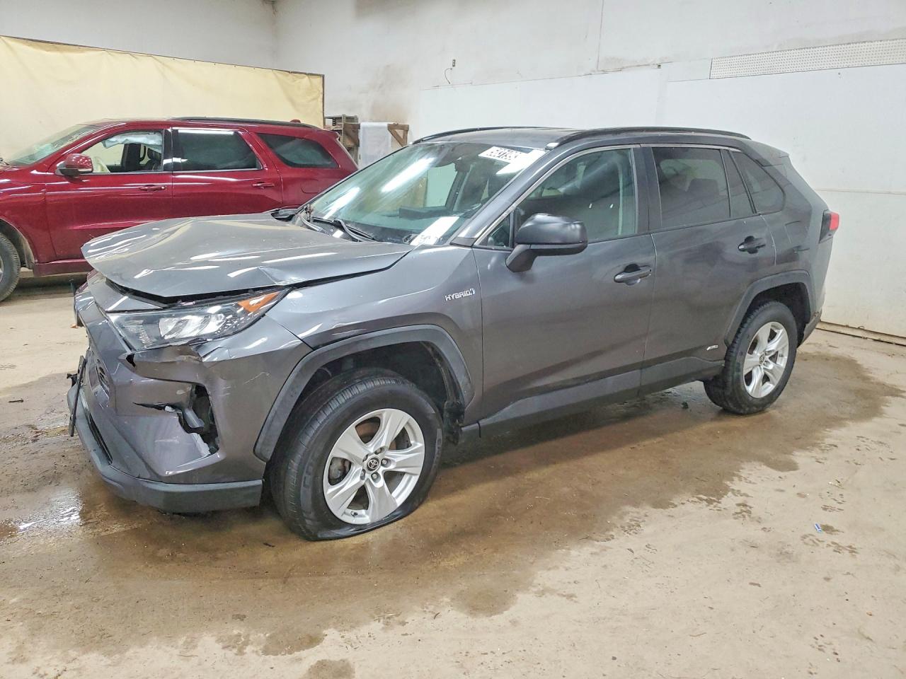 2021 TOYOTA RAV4 LE