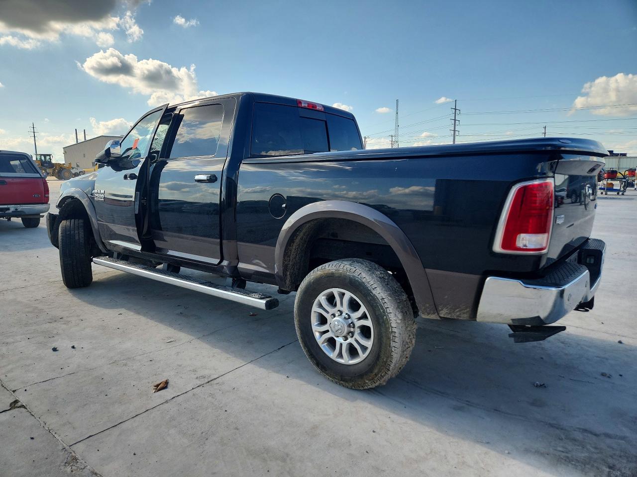 2018 RAM 2500 LARAMIE — снимка 2
