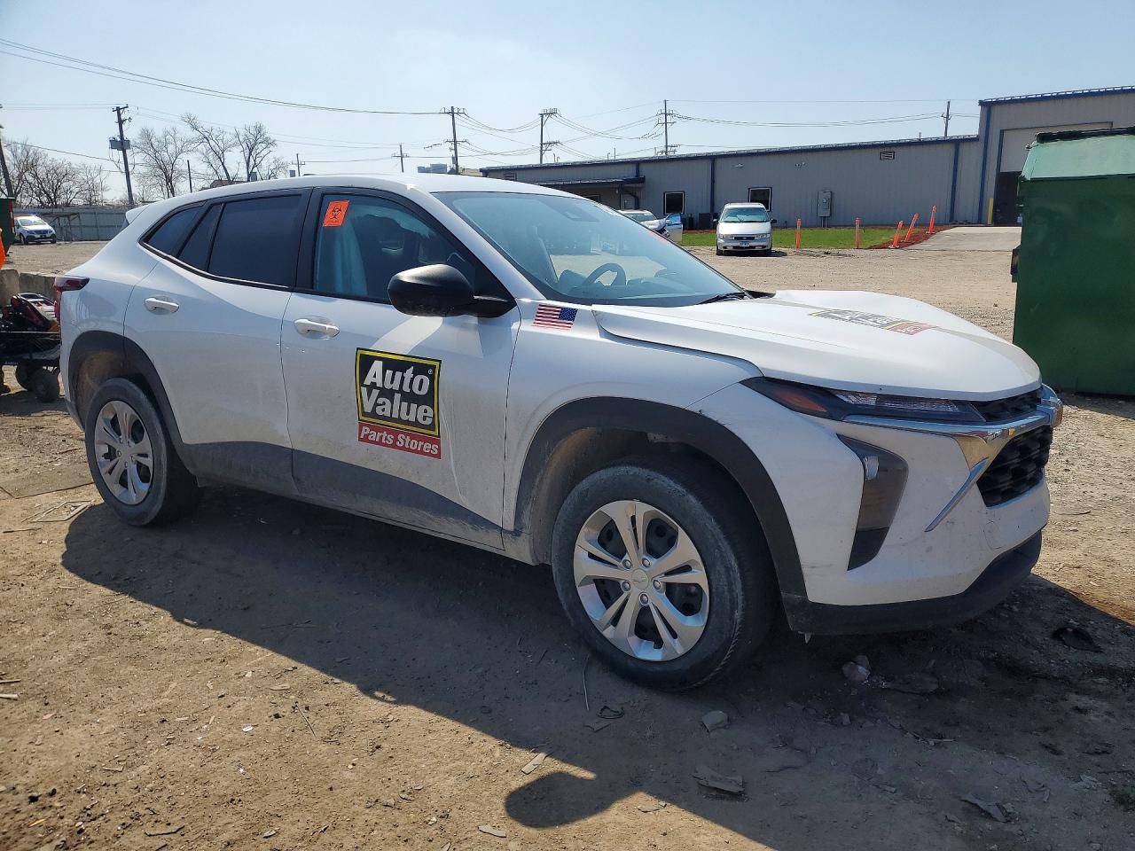 2025 CHEVROLET TRAX LS — снимка 4