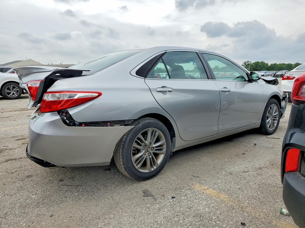 2017 TOYOTA CAMRY SE — снимка 3