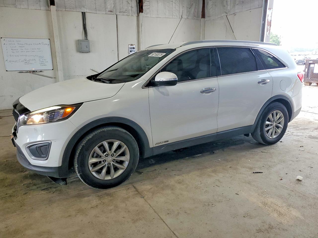 2016 KIA SORENTO LX V6