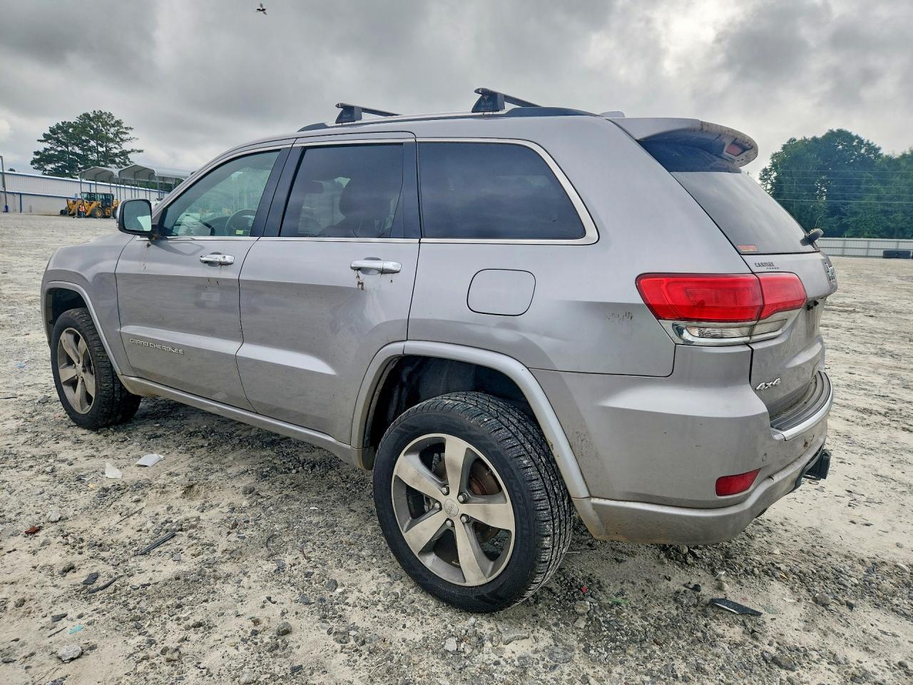 2015 JEEP GRAND CHEROKEE OVERLAND — снимка 2