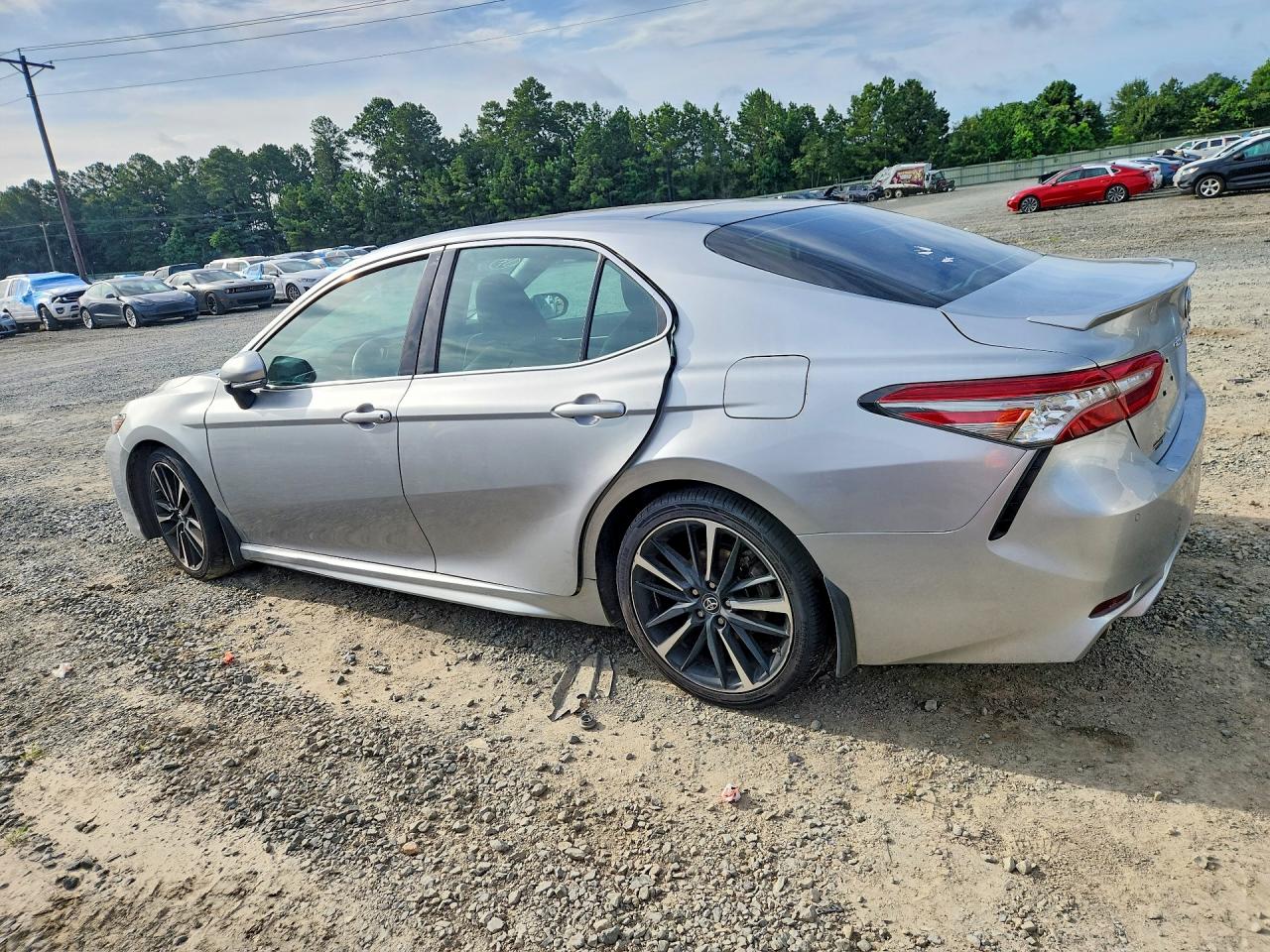 2018 TOYOTA CAMRY XSE — снимка 2