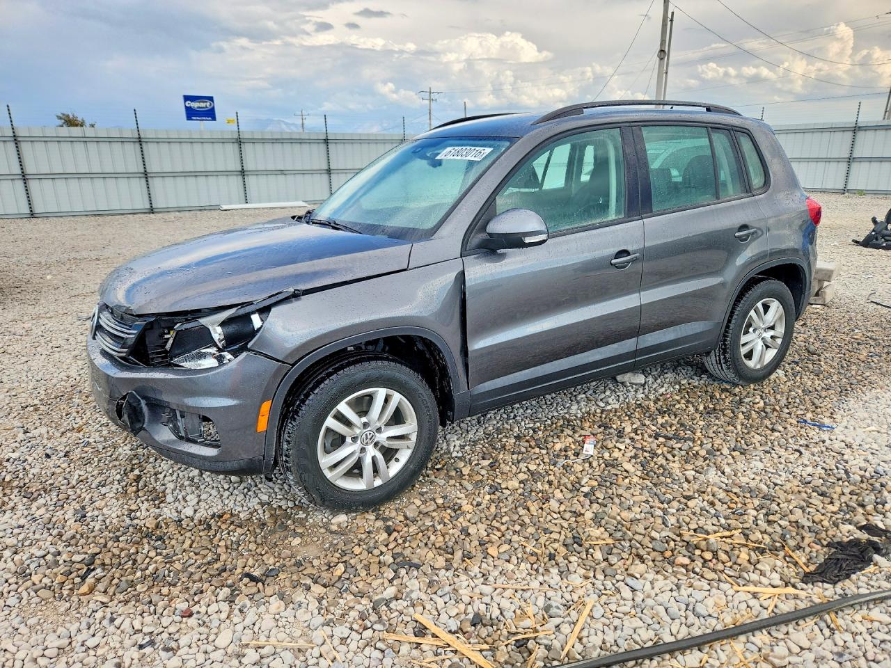 2016 VOLKSWAGEN TIGUAN S