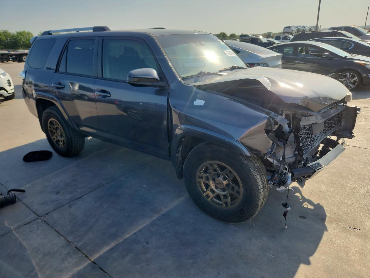 2021 TOYOTA 4RUNNER SR5 — снимка 4