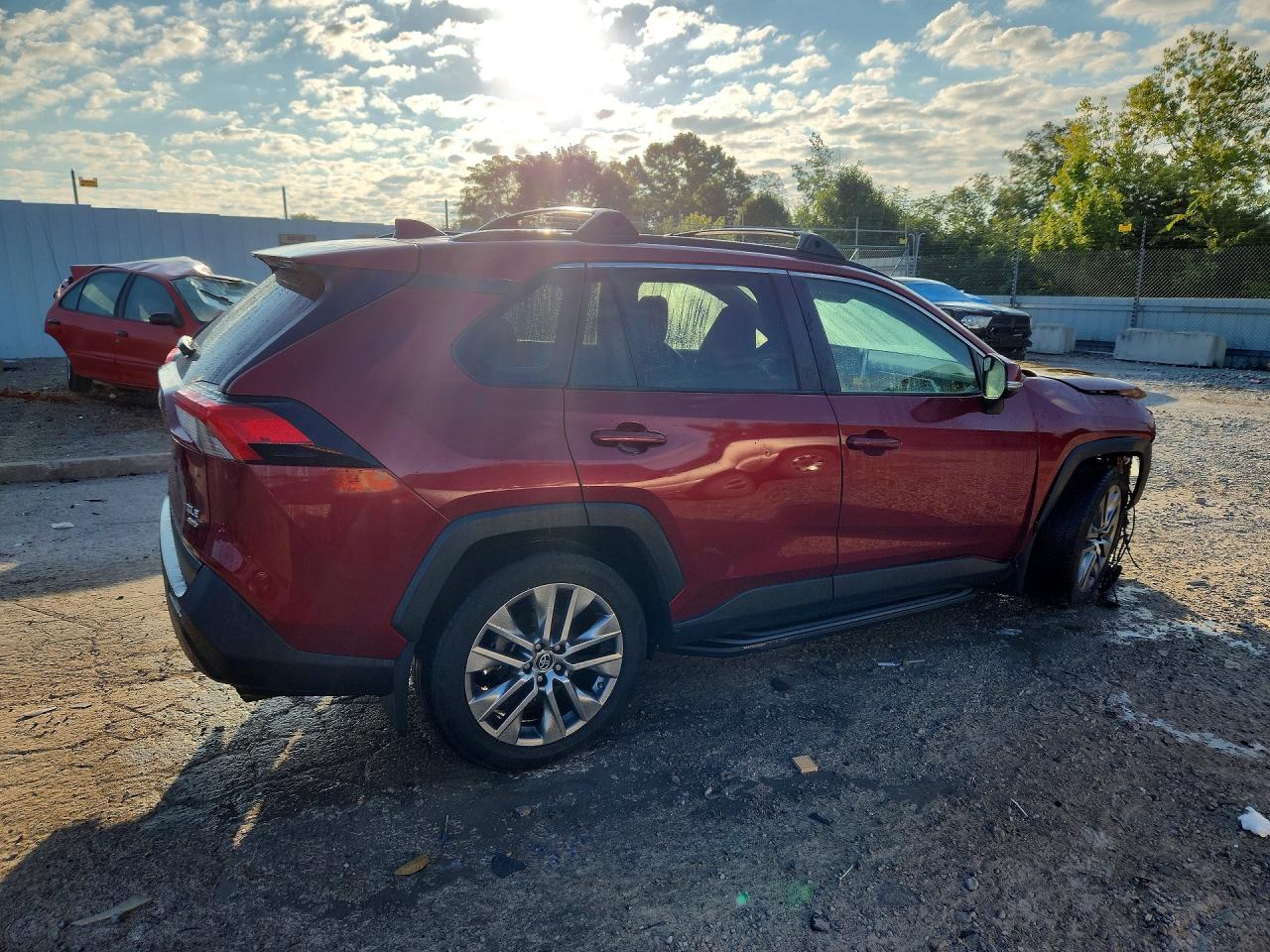 2019 TOYOTA RAV4 XLE PREMIUM — снимка 3