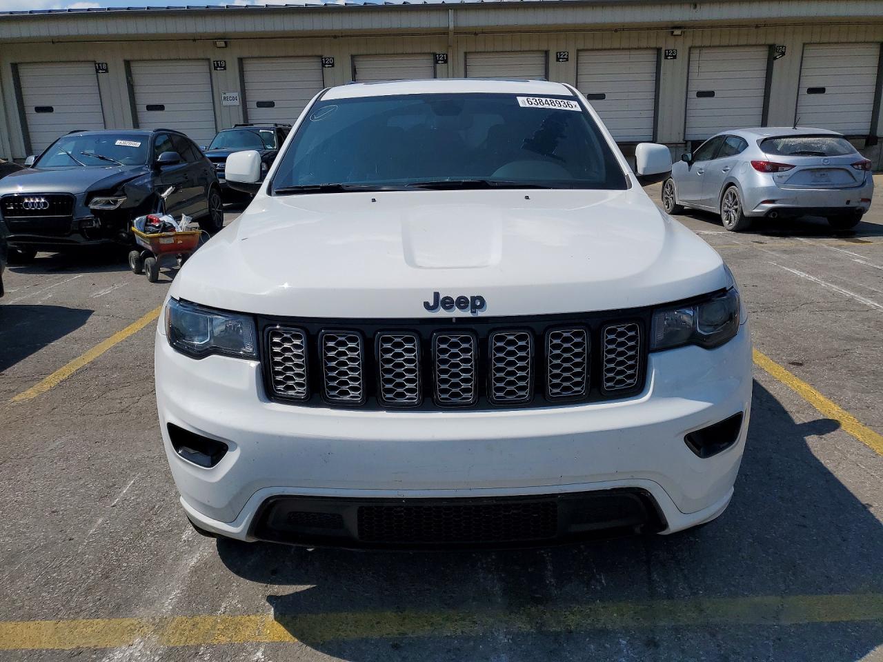 2022 JEEP GRAND CHEROKEE LAREDO E — снимка 5