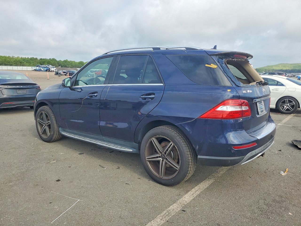2014 MERCEDES-BENZ ML 350 4MATIC — снимка 2