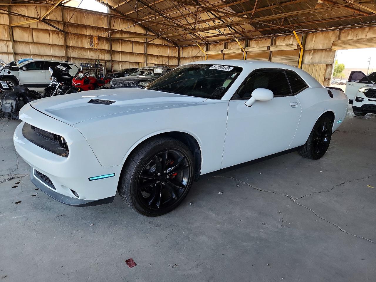 2016 DODGE CHALLENGER SXT
