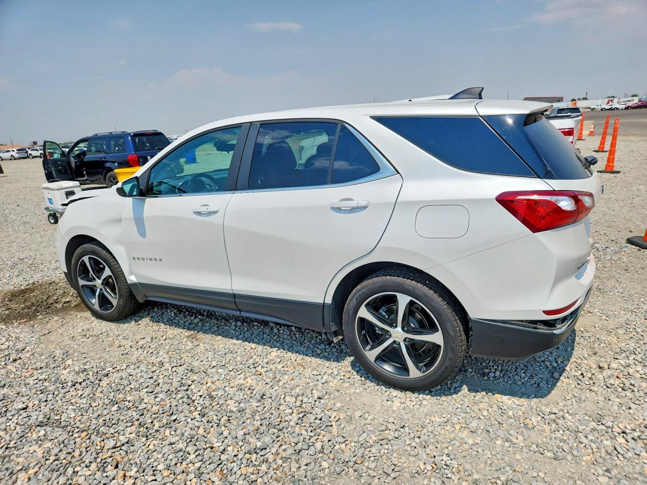 2021 CHEVROLET EQUINOX LT — снимка 2