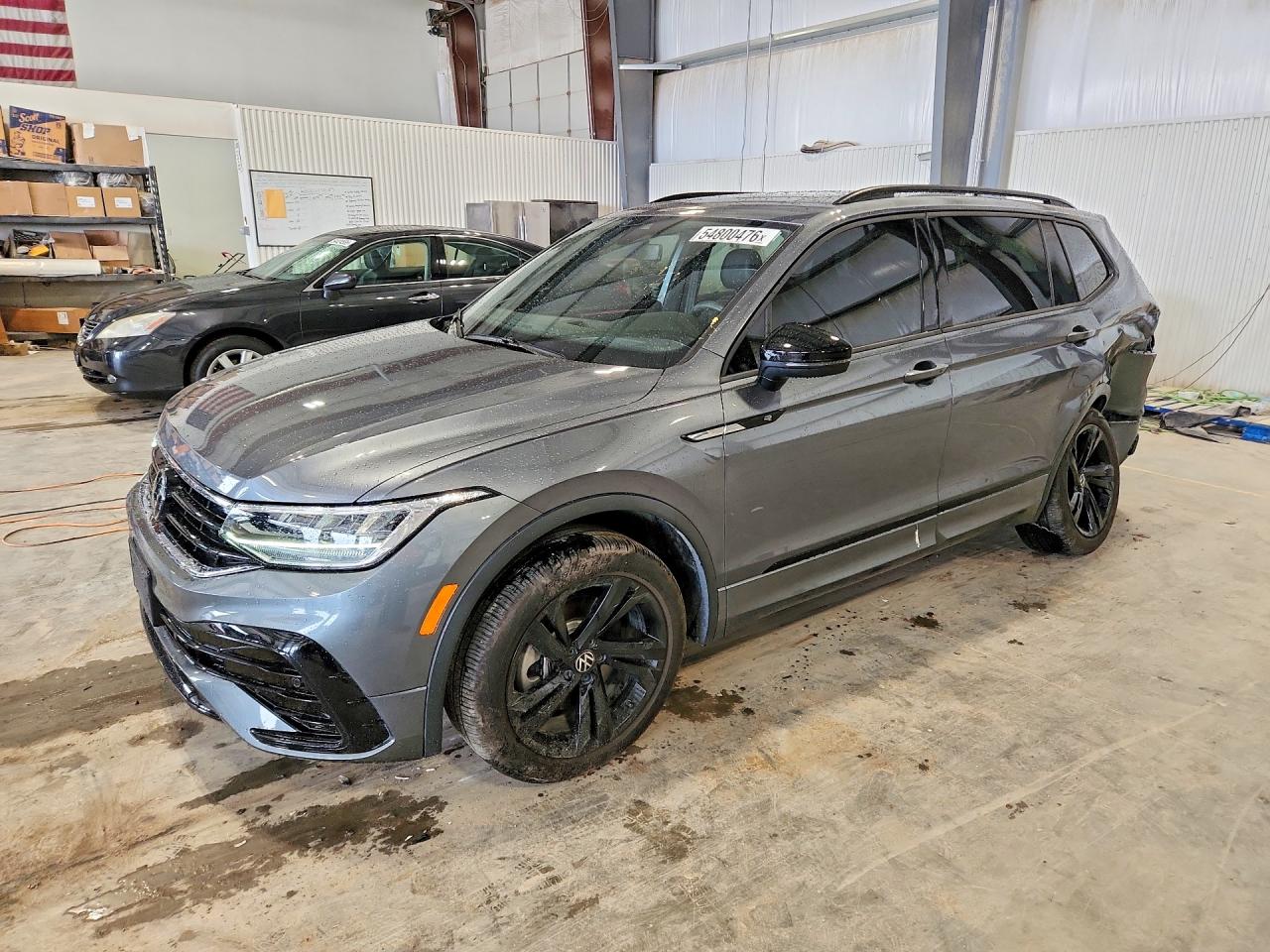 2024 VOLKSWAGEN TIGUAN SE R-LINE BLACK