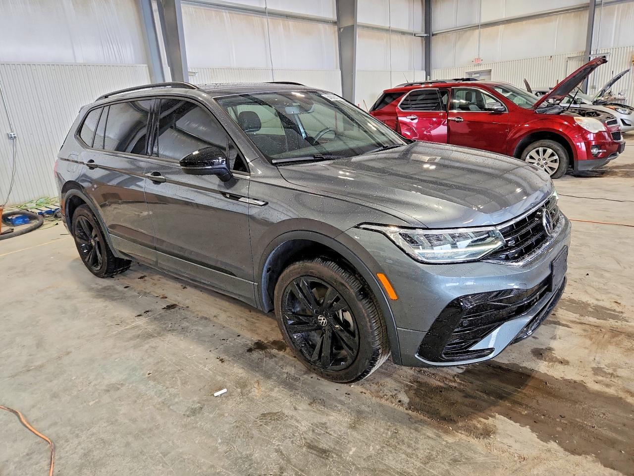 2024 VOLKSWAGEN TIGUAN SE R-LINE BLACK — снимка 4