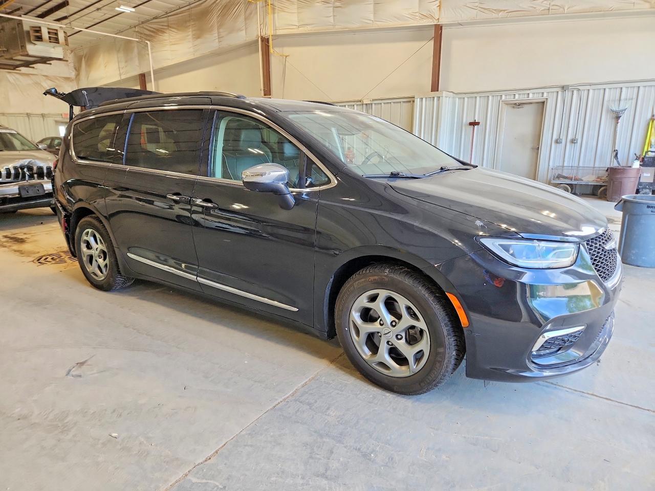 2022 CHRYSLER PACIFICA LIMITED — снимка 4