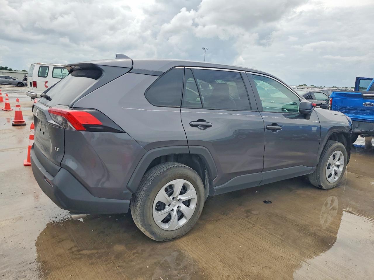 2024 TOYOTA RAV4 LE — снимка 3