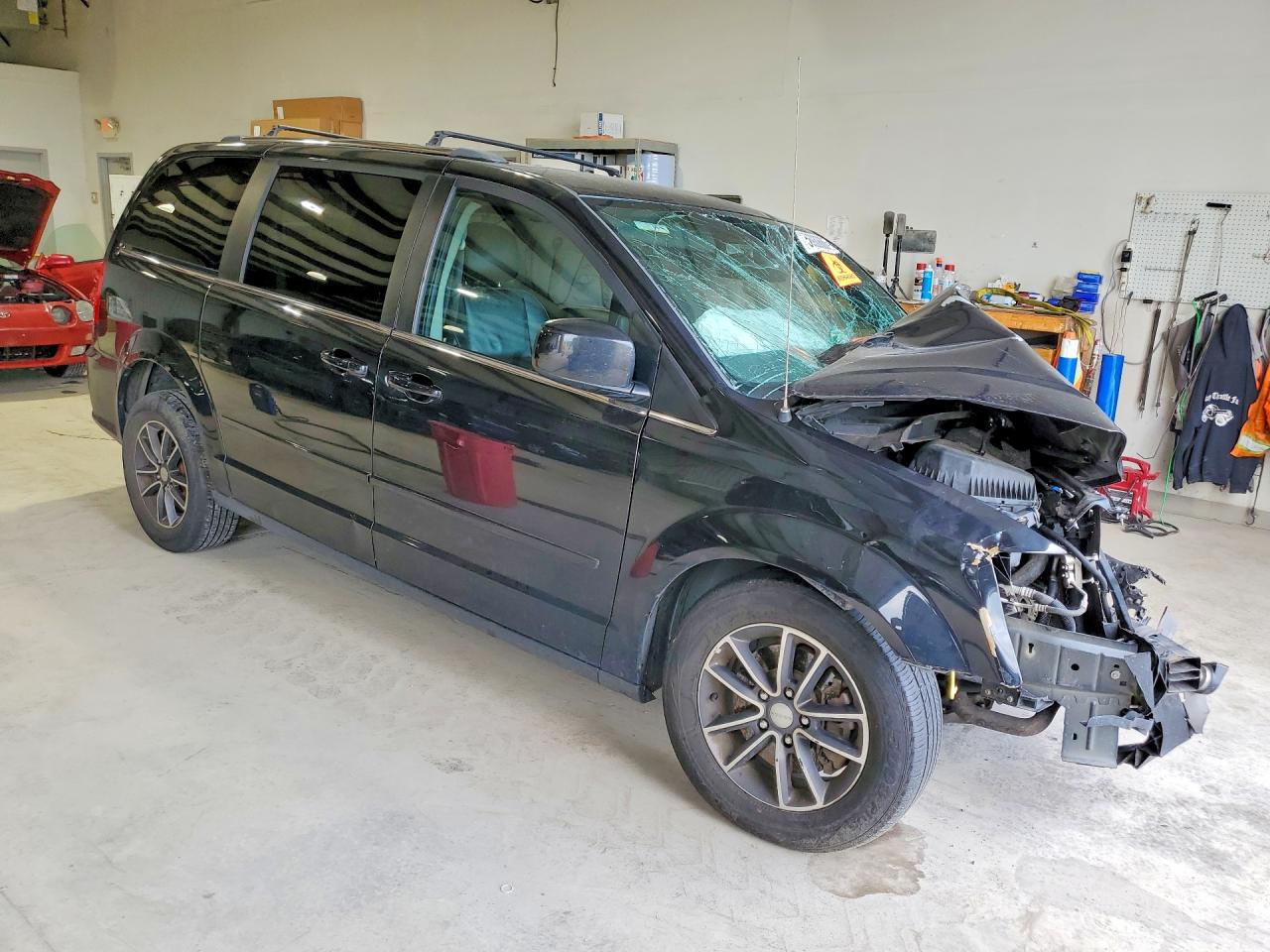 2017 DODGE GRAND CARAVAN SXT — снимка 4