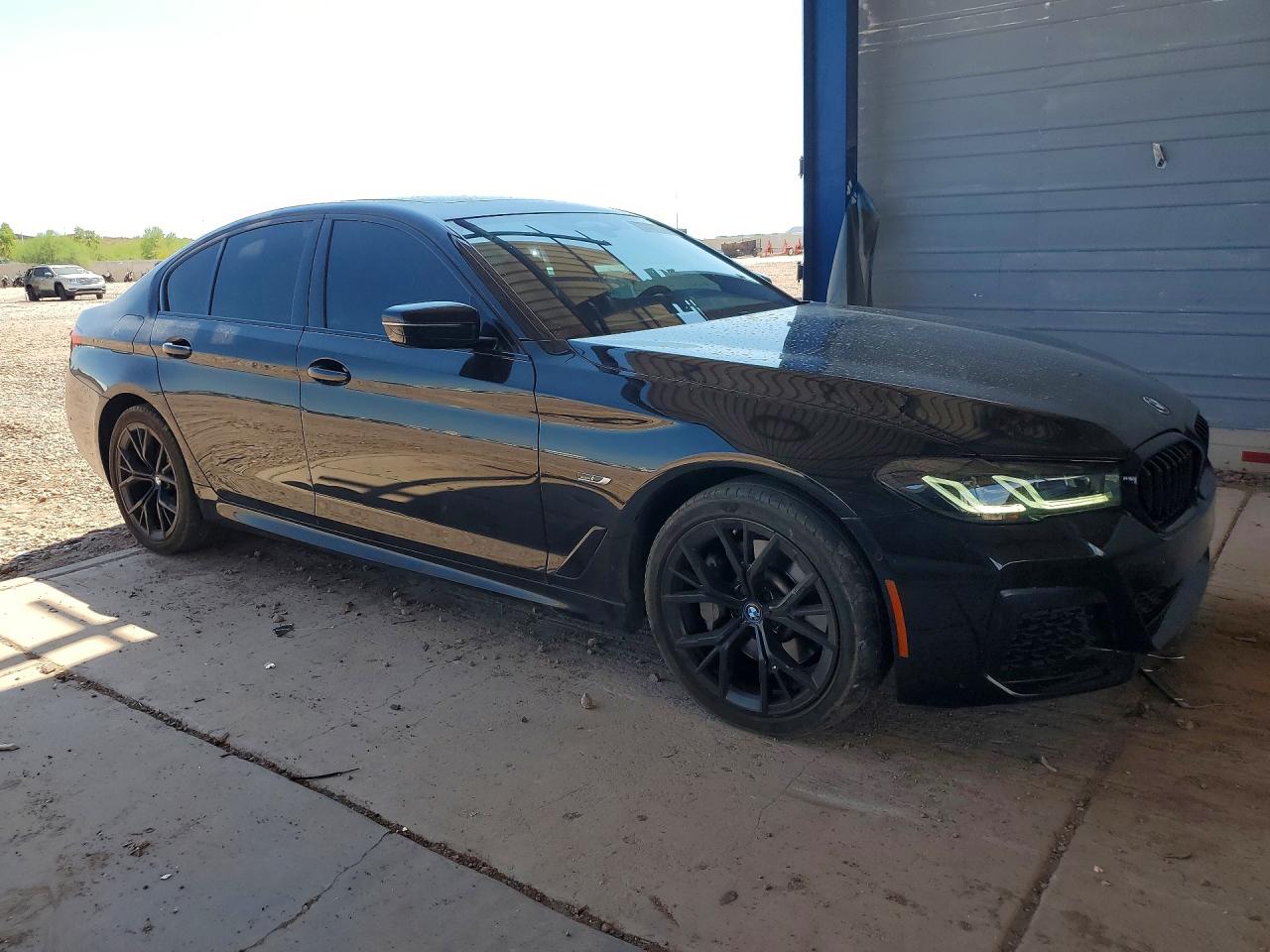2022 BMW 530E — снимка 4