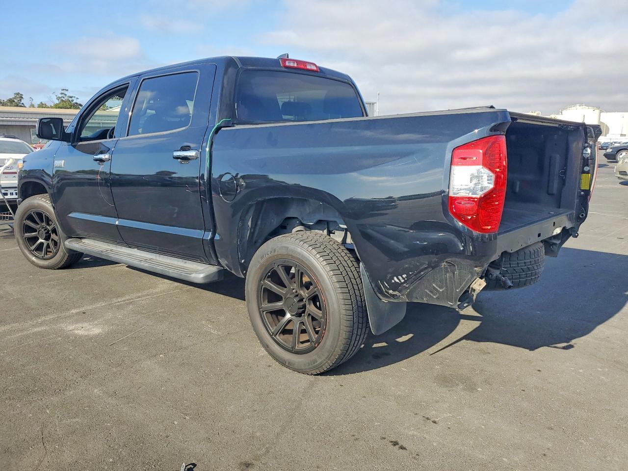 2021 TOYOTA TUNDRA PLATINUM — снимка 2