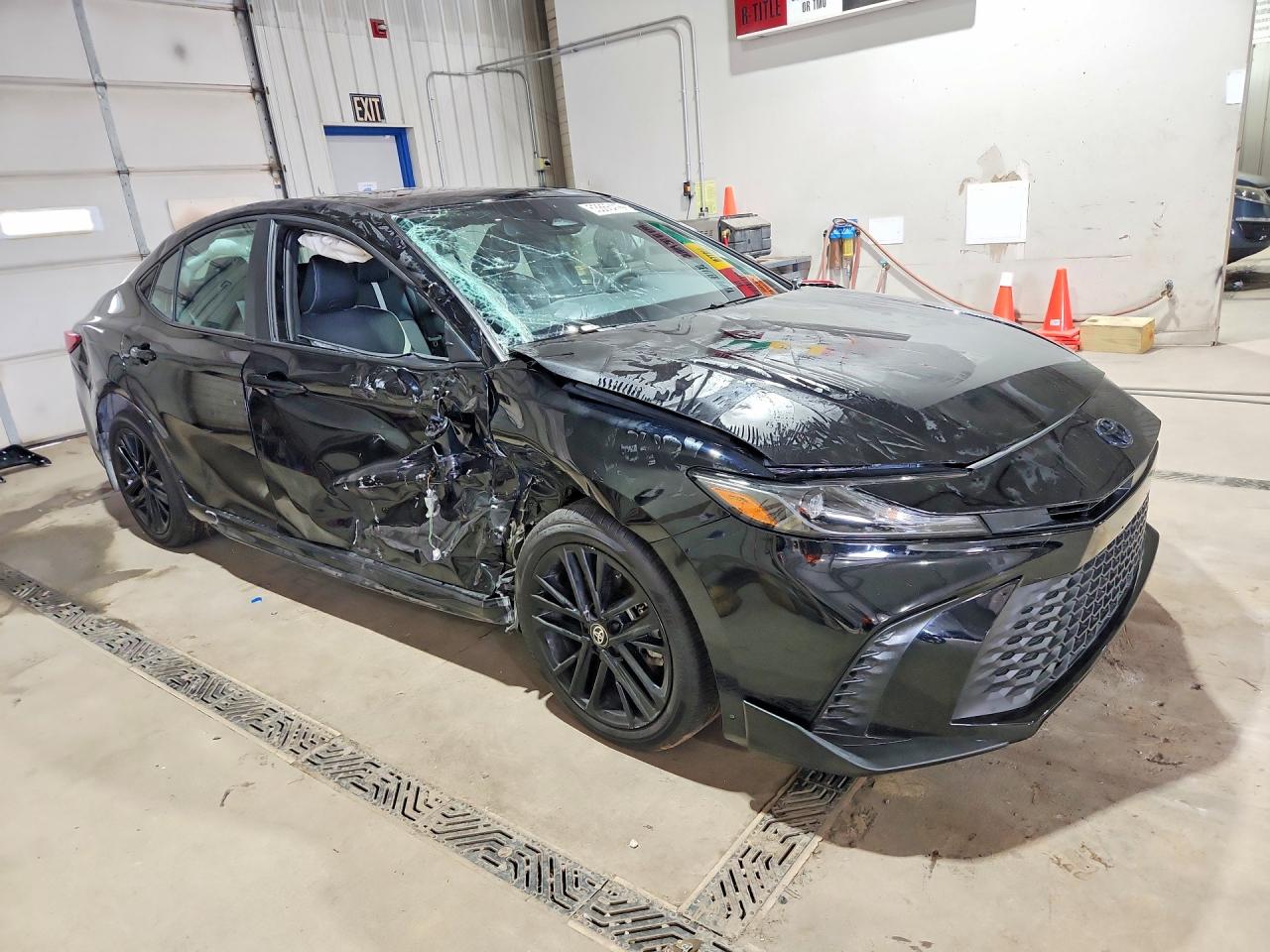 2026 TOYOTA CAMRY SE — снимка 4