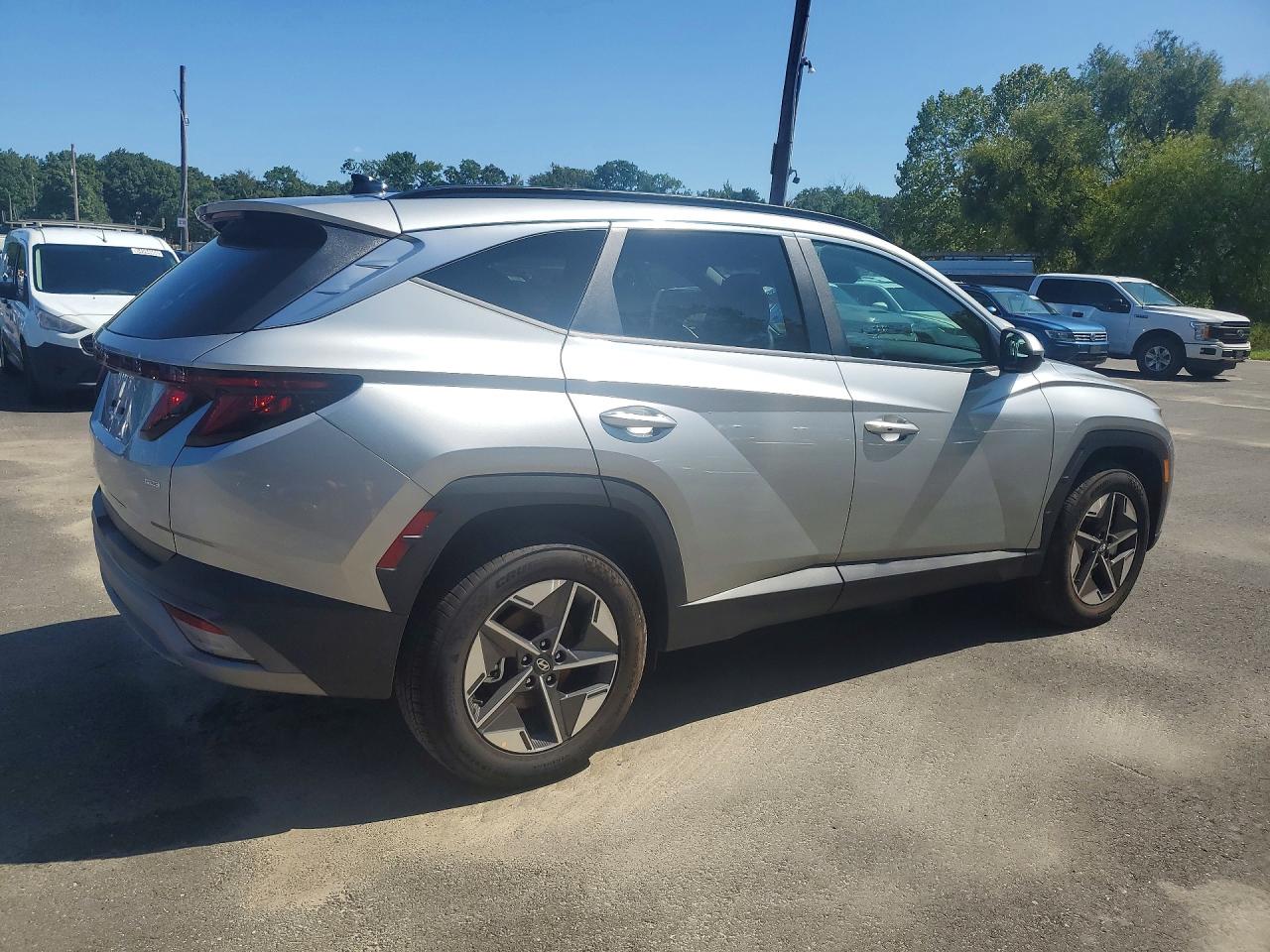 2026 HYUNDAI TUCSON SEL — photo 3